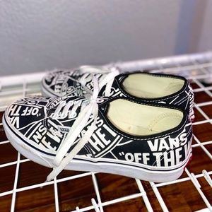 Vans Doheny Off The Wall Low Top Graphic Skate Shoes Black/White